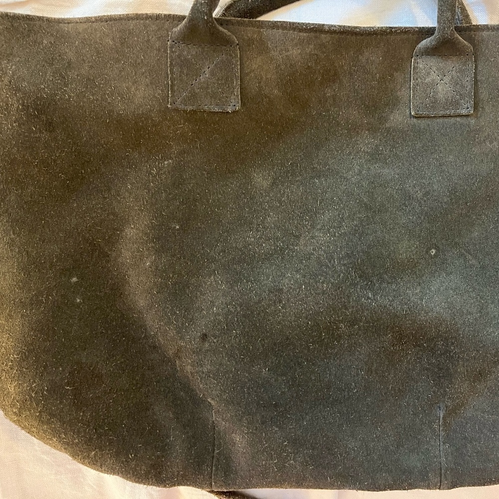 Parker and Clay olive green suede bag, brand new - Picture 4 of 5